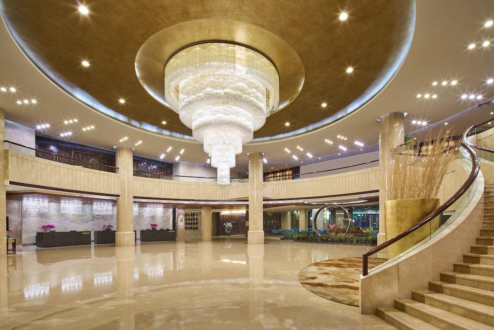 Отель Wanda Realm Xiamen North Bay Экстерьер фото