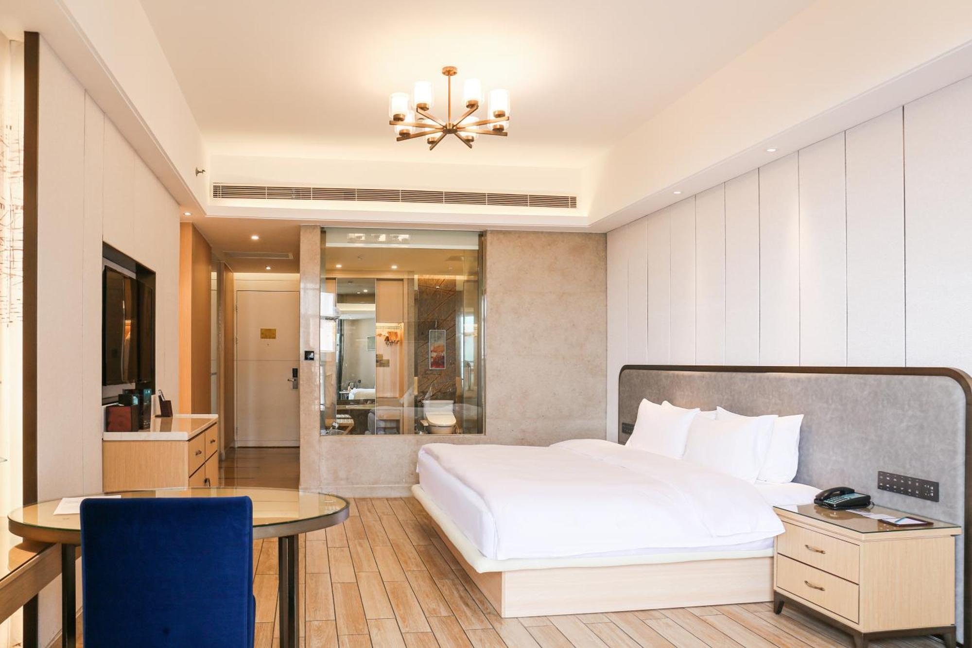 Отель Wanda Realm Xiamen North Bay Экстерьер фото