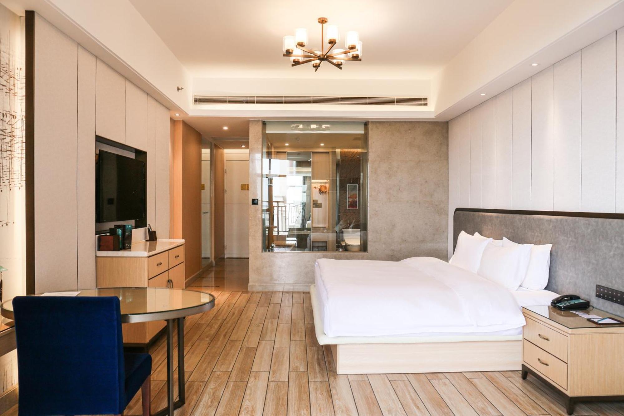 Отель Wanda Realm Xiamen North Bay Экстерьер фото