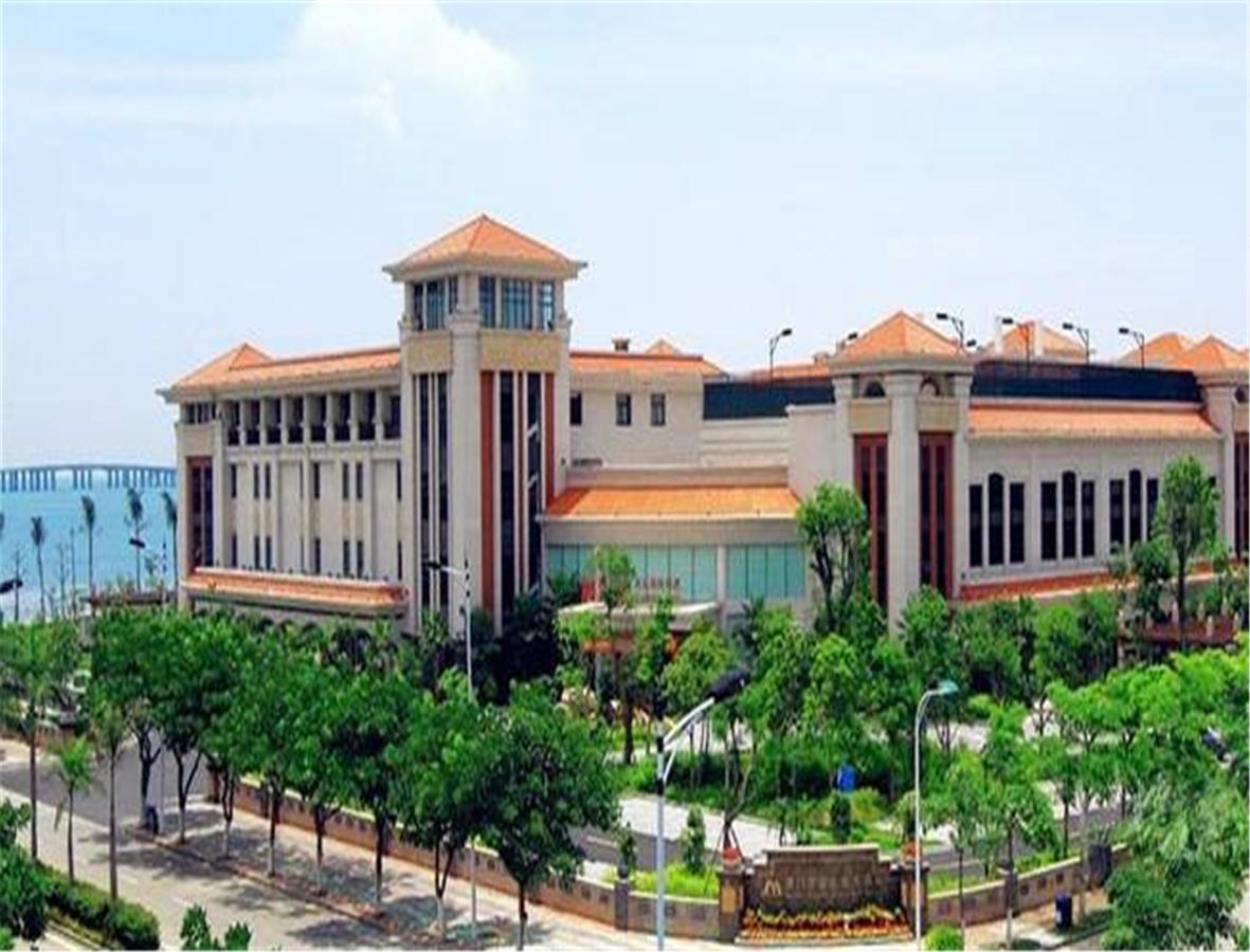 Отель Wanda Realm Xiamen North Bay Экстерьер фото